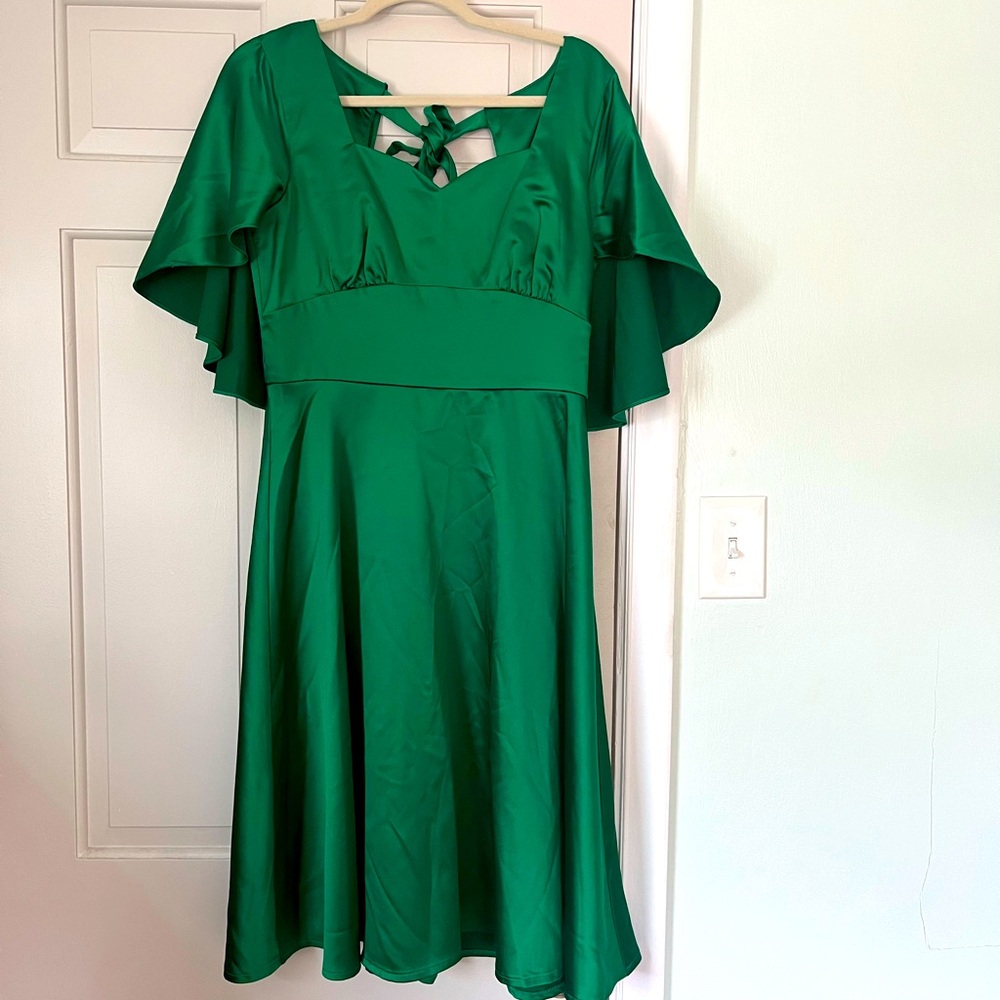 Voodoo Vixen Retro Cape Dress, Size Large
